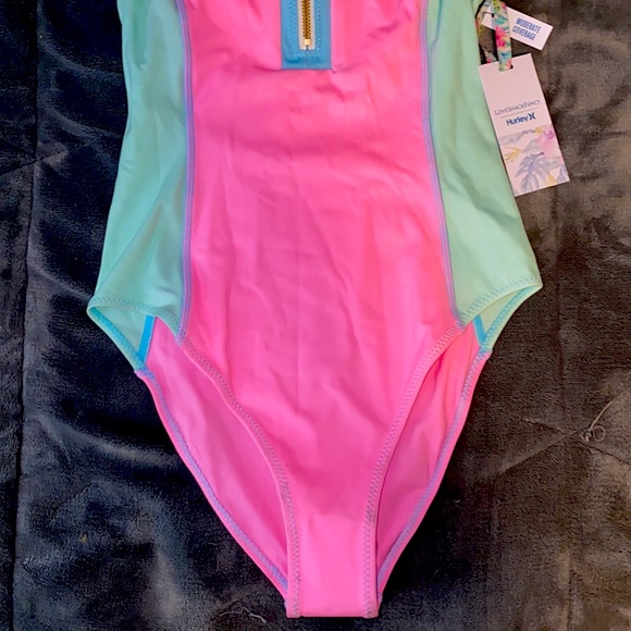 💓NWT Hurley X LoveShackFancy One-Piece Bikini💓 - Picture 3 of 12